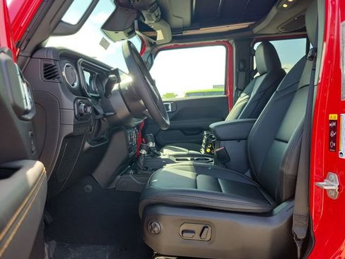 New 2026 Jeep Wrangler Sahara AWD/4WD image 12