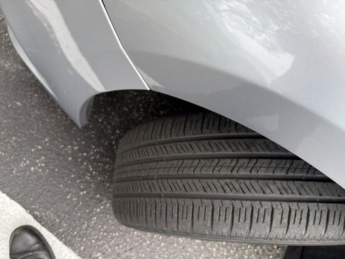 Used 2017 Subaru Legacy 2.5i Premium w/ Moonroof Package image 13