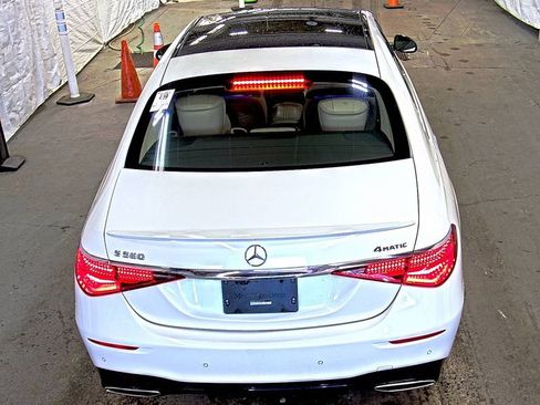 Used 2022 Mercedes-Benz S 580 4MATIC Sedan image 3