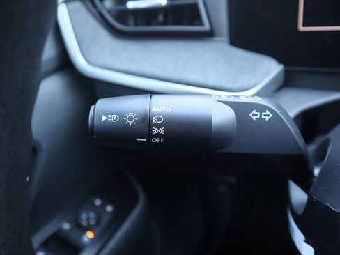 New 2025 Nissan Kicks SV image 20