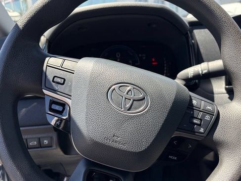 Used 2025 Toyota Camry LE FWD image 27