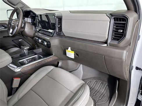 New 2026 GMC Sierra 1500 SLT w/ SLT Premium Plus Package image 29