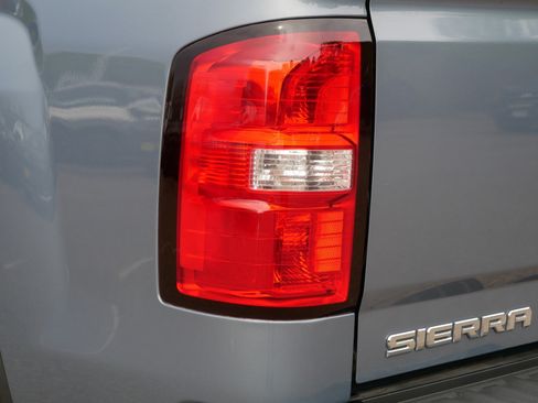 Used 2016 GMC Sierra 1500 SLE w/ SLE Value Package AWD/4WD image 17