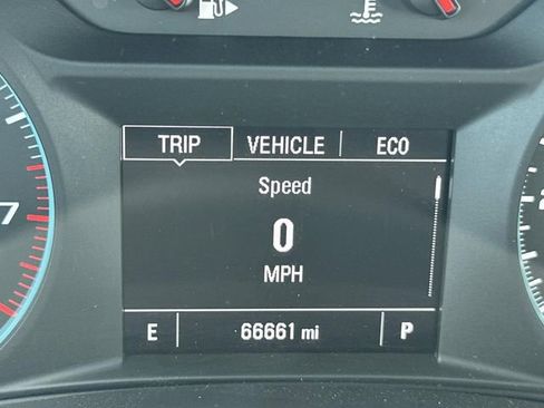 Used 2023 Chevrolet Malibu LT FWD image 18