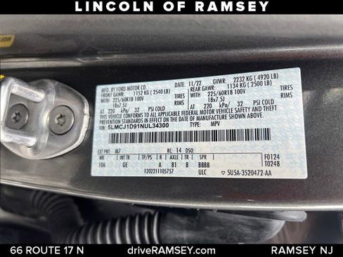 Used 2022 Lincoln Corsair AWD w/ Equipment Group 101A image 17