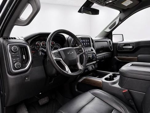 Used 2021 Chevrolet Silverado 1500 RST w/ Convenience Package II AWD/4WD image 13