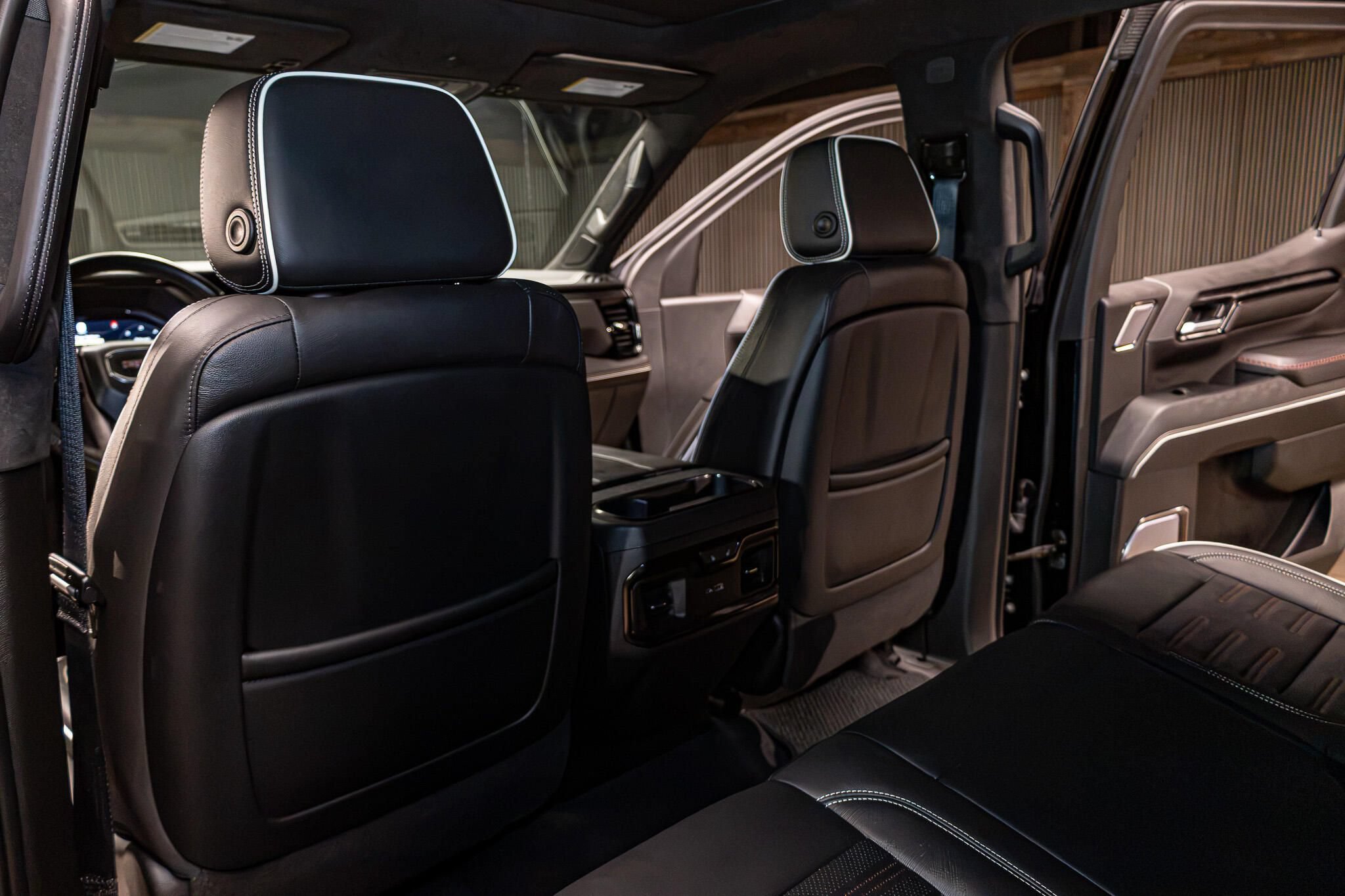 Used 2024 GMC Sierra 1500 AT4X AWD/4WD image 26