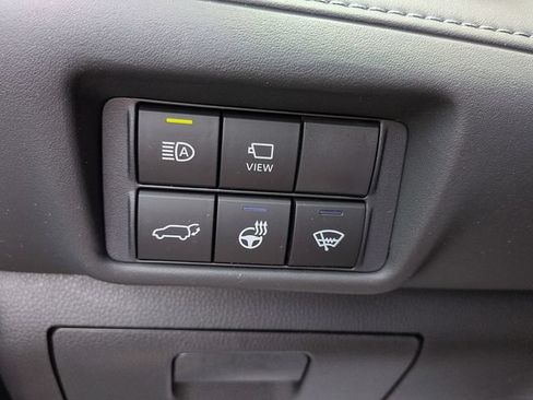 Certified 2021 Toyota Highlander Platinum AWD/4WD image 19
