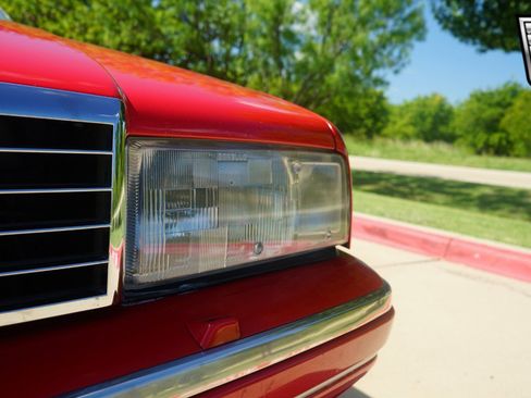 Used 1991 Cadillac Allante image 13