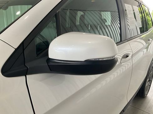 Certified 2023 Honda Passport EX-L image 3