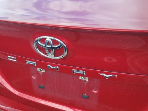 Used 2024 Toyota Camry SE FWD image 4