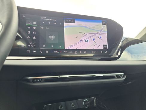 Certified 2025 Audi A5 2.0T Premium w/ Premium Plus AWD/4WD image 19