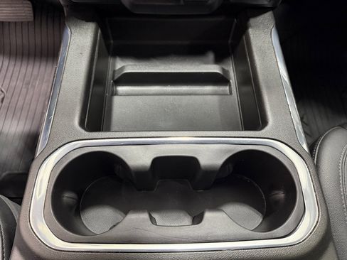 Used 2022 Chevrolet Silverado 1500 LTZ image 13