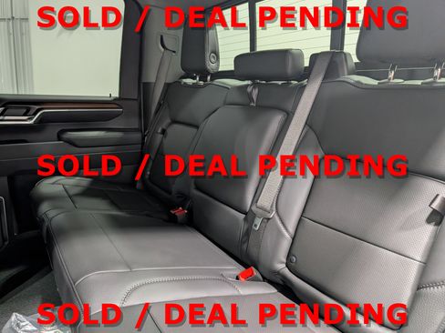 Used 2025 GMC Sierra 3500 Denali image 5