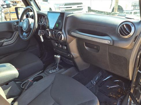 Used 2017 Jeep Wrangler Unlimited Sport w/ Quick Order Package 24S image 28