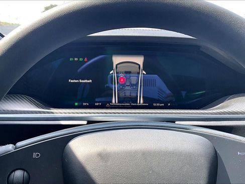 Used 2023 Tesla Model S Plaid image 18