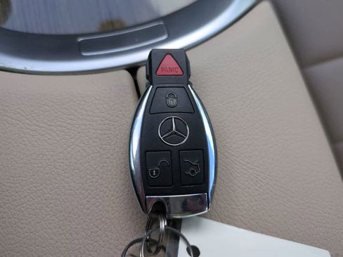 Used 2019 Mercedes-Benz GLC 300 image 28