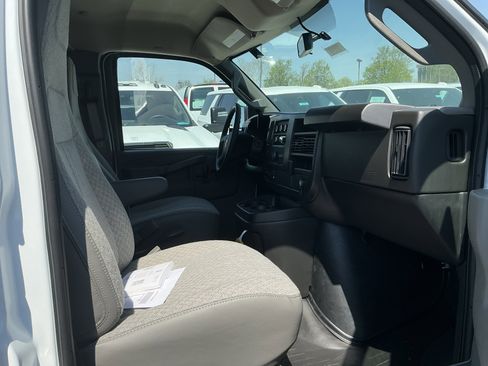 New 2026 Chevrolet Express 2500 w/ Driver Convenience Package RWD image 21