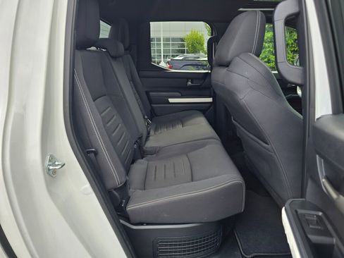 Used 2024 Toyota Tacoma TRD Off-Road image 39