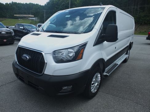Used 2025 Ford Transit 250 Low Roof w/ Exterior Upgrade Package RWD image 7