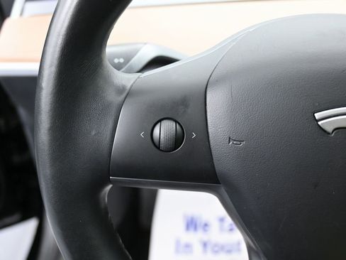 Used 2018 Tesla Model 3 Long Range image 17