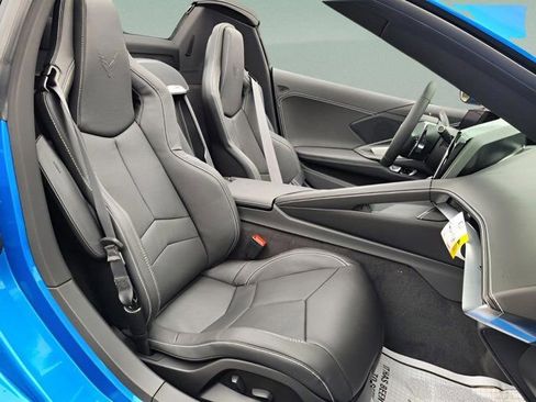 New 2026 Chevrolet Corvette Stingray Convertible w/ 1LT image 4