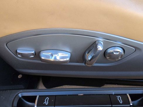 Used 2013 Porsche 911 Carrera w/ Bose Audio Pkg image 18