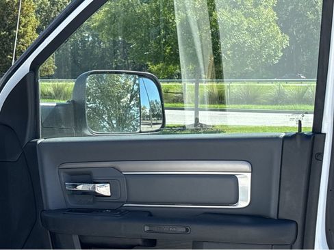 Used 2023 RAM 1500 Classic SLT w/ Trailer & Traction Group AWD/4WD image 17