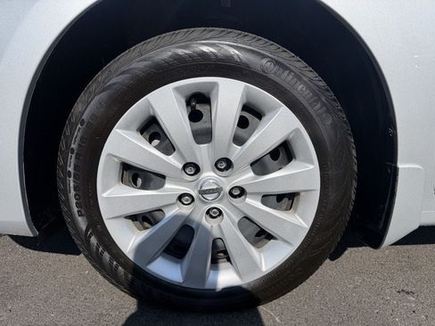 Used 2017 Nissan Sentra SV FWD image 8