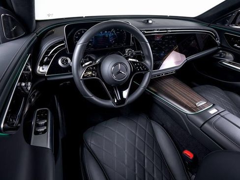 Used 2024 Mercedes-Benz E 450 4MATIC All-Terrain Wagon image 26