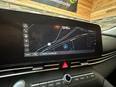 Used 2023 Hyundai Elantra SEL w/ Convenience Package image 20