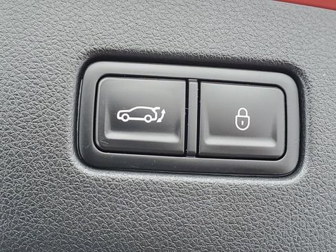 Used 2025 Genesis GV70 2.5T image 36