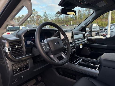 New 2026 Ford F250 Lariat w/ Black Appearance Package image 10