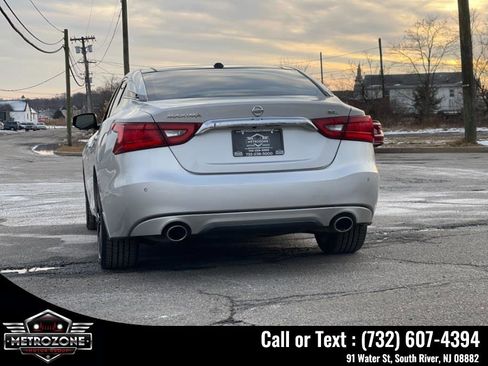 Used 2017 Nissan Maxima 3.5 SL FWD image 7