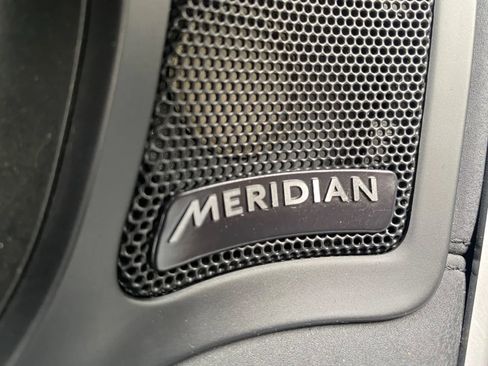 Used 2019 Land Rover Discovery Sport HSE image 29