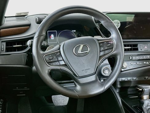Used 2024 Lexus ES 350 w/ Premium Package FWD image 17