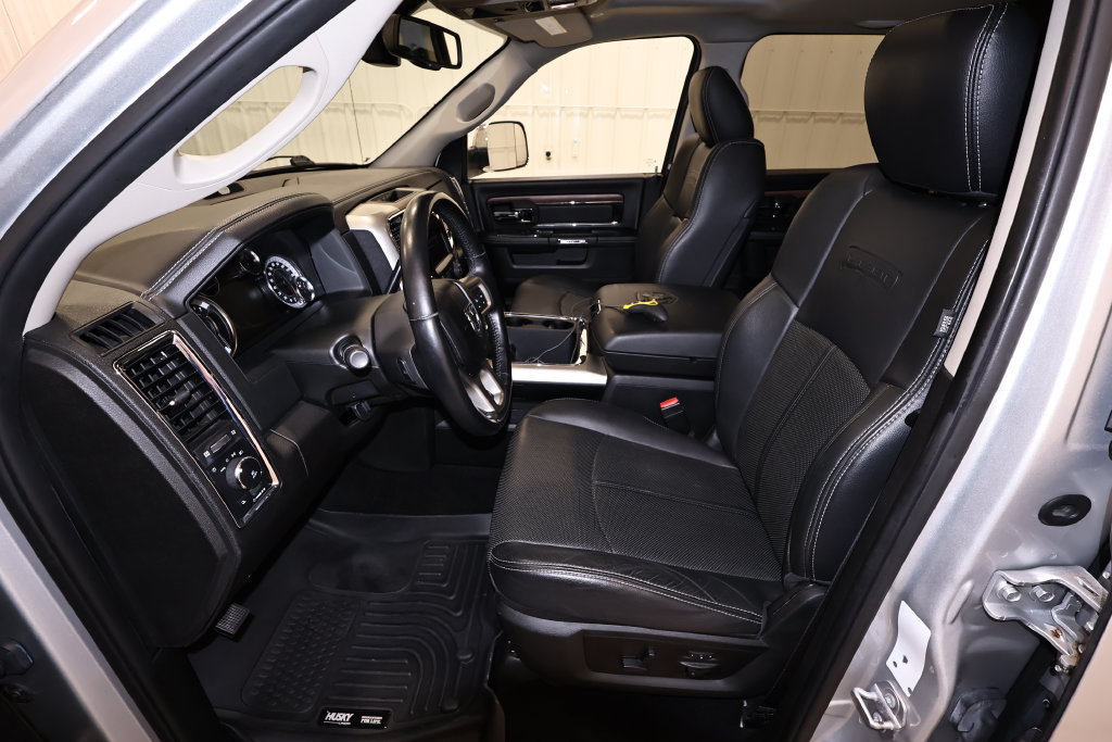 Used 2018 RAM 2500 Laramie w/ Convenience Group AWD/4WD image 10