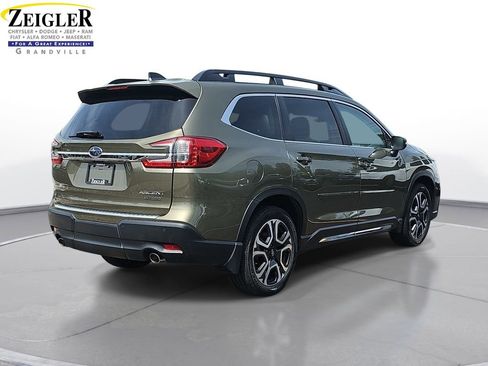 Used 2023 Subaru Ascent Limited AWD/4WD image 5