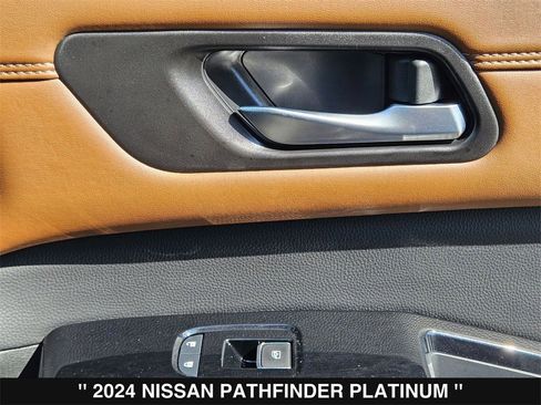 Used 2024 Nissan Pathfinder Platinum image 36