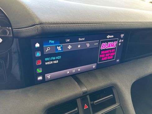 Used 2023 Porsche Taycan GTS image 7