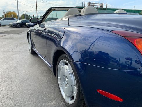 Used 2002 Lexus SC 430 Convertible RWD image 30