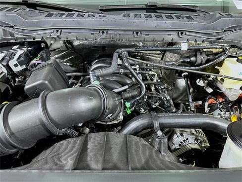 New 2026 Ford F250 XL w/ XL Chrome Package image 18