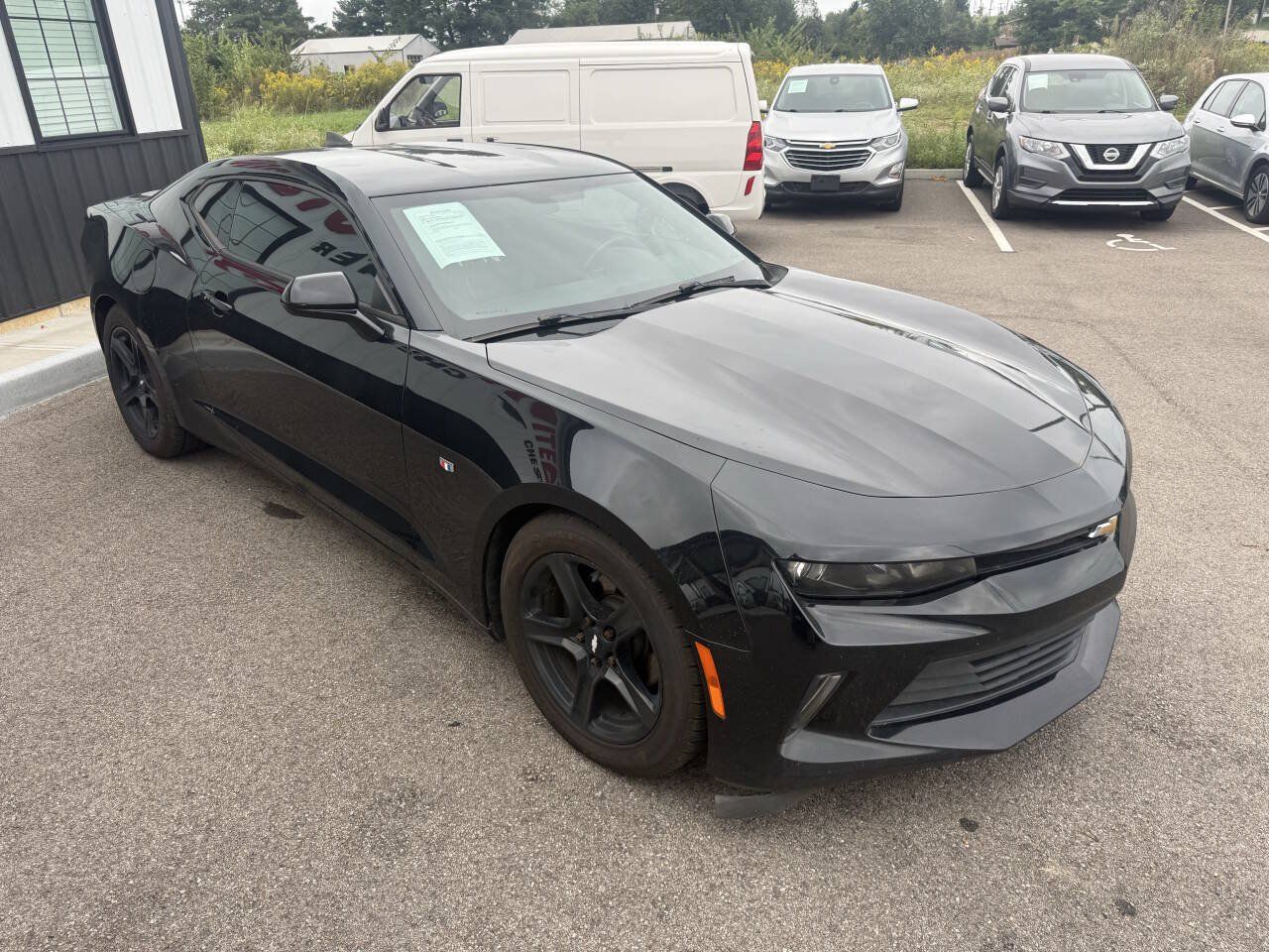Used 2016 Chevrolet Camaro LT RWD image 5