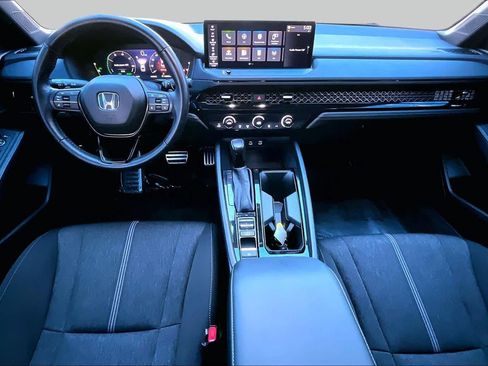 Used 2023 Honda Accord Sport image 16