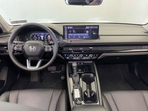 Used 2024 Honda Accord Touring image 24