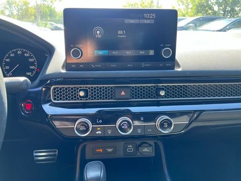Used 2024 Honda Civic Sport image 10