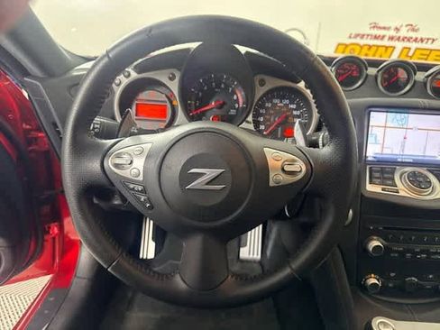Used 2018 Nissan 370Z Touring Sport image 21
