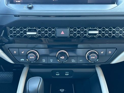 Used 2025 Honda Accord Touring image 15