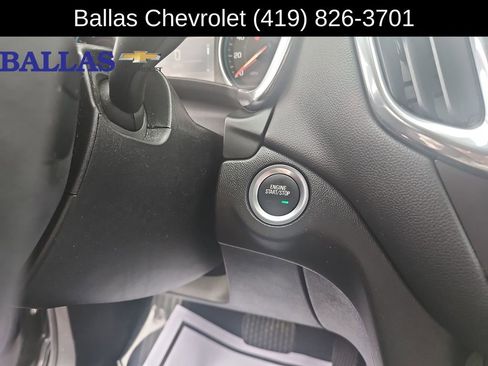 Certified 2019 Chevrolet Equinox LT image 17