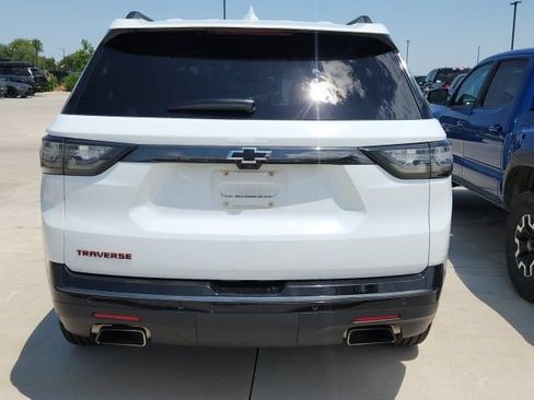 Used 2019 Chevrolet Traverse Premier w/ Redline Edition FWD image 2
